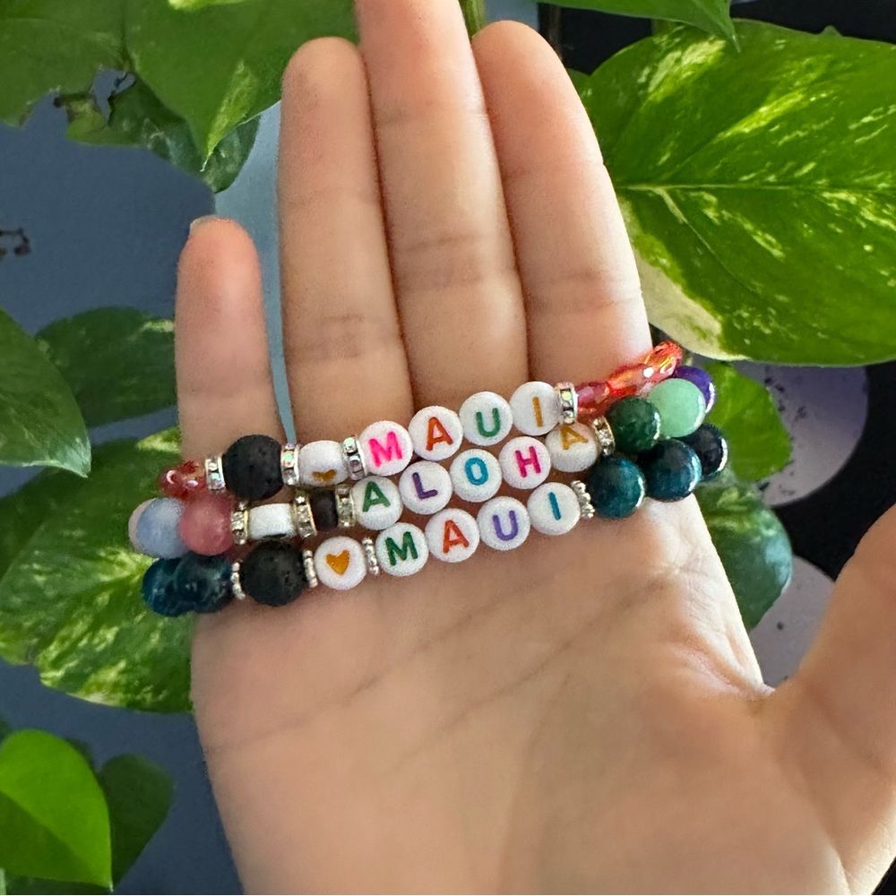 Maui bracelet to help The Maui Butterfly Farm